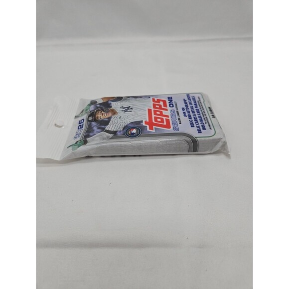 2025 Topps Series One Major League Baseball 36 Card Hanger Fat Pack - NEW! - Picture 11 of 12
